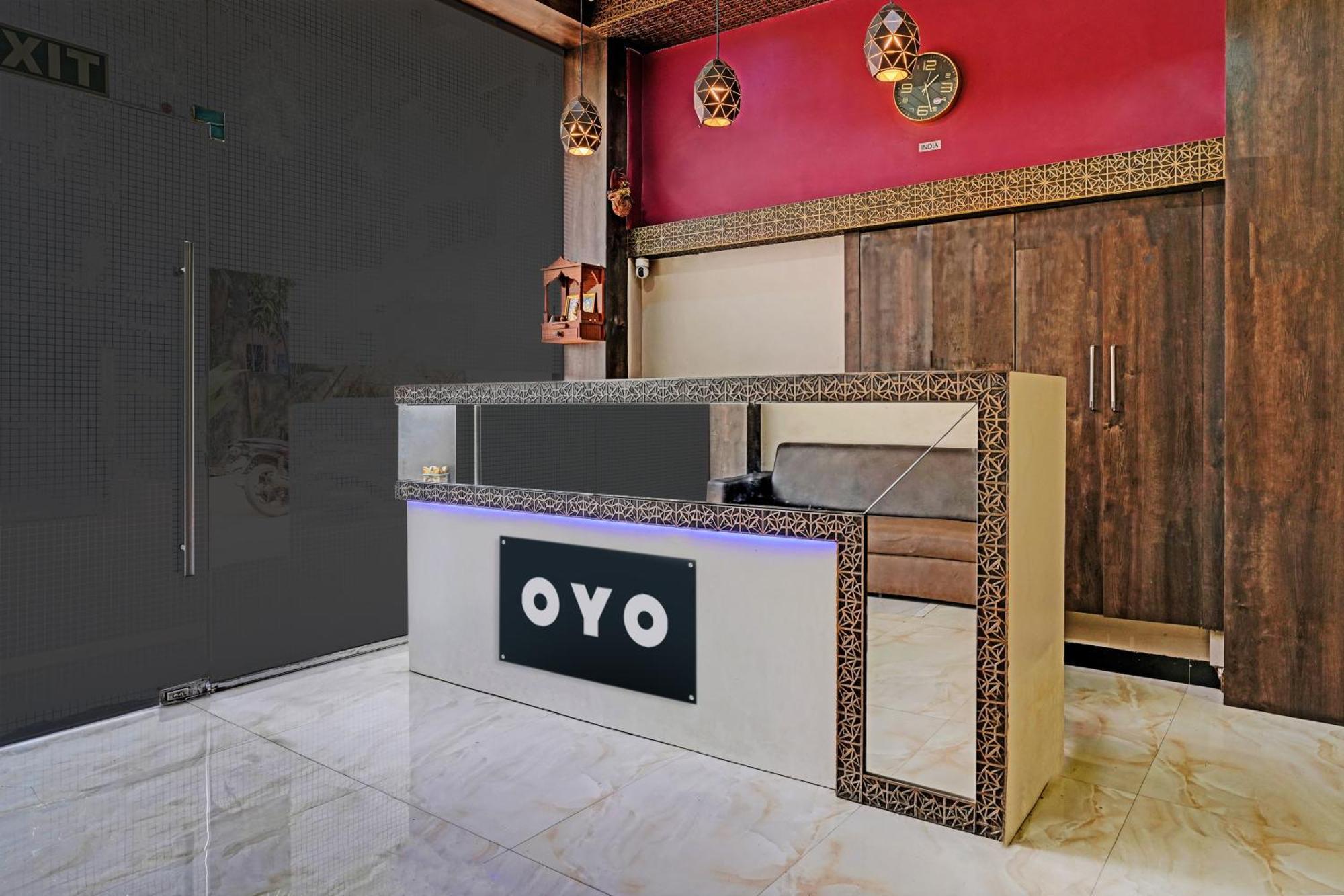 OYO 27640 Hotel Blue Sapphire Residency Bombay Eksteriør billede